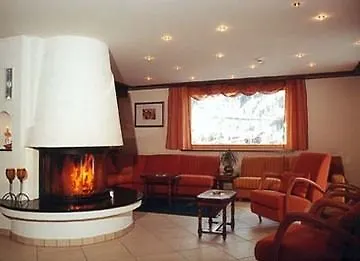 Otel Tschugge