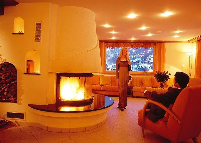 Tschugge Szálloda 4*