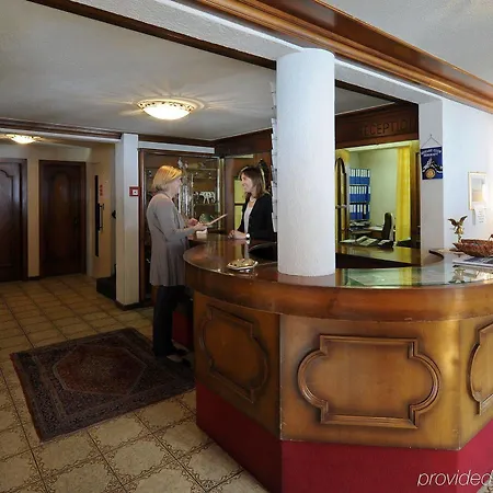 Tschugge Отель Церматт